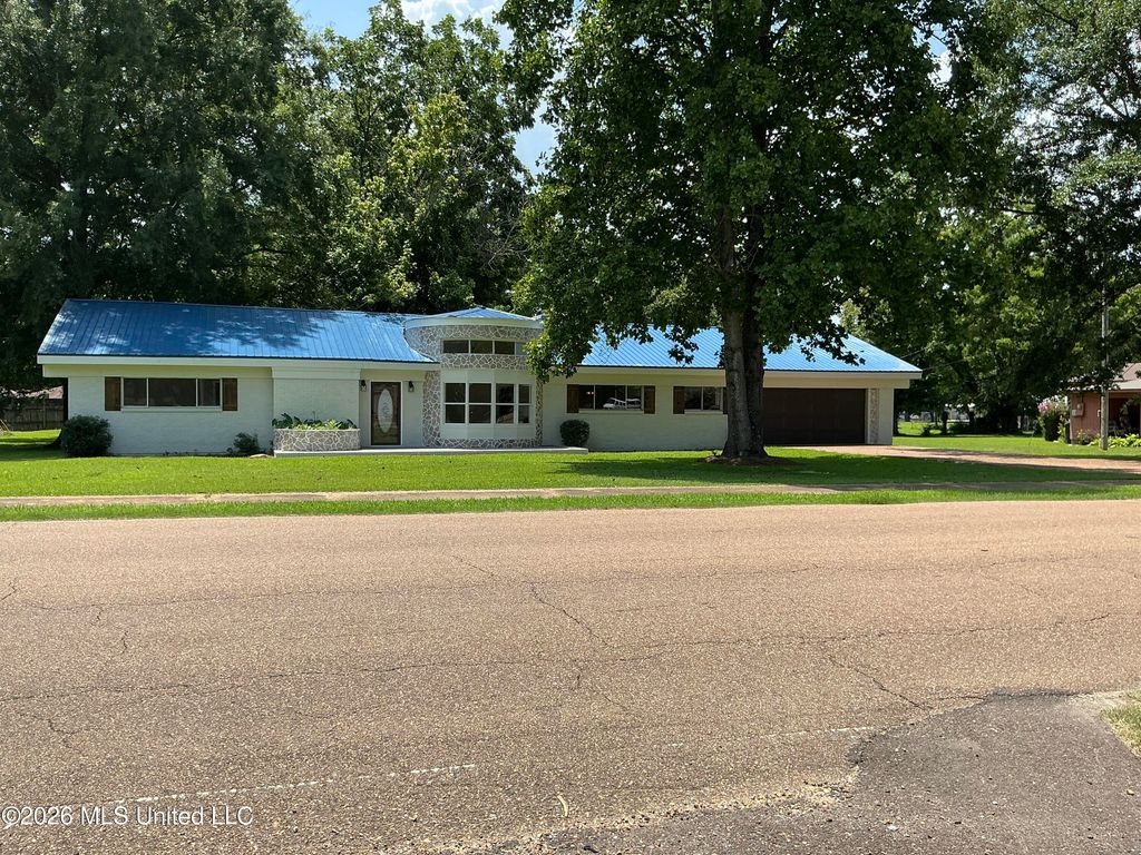 237 W Central Avenue, Coldwater, MS 38618 — photo 2