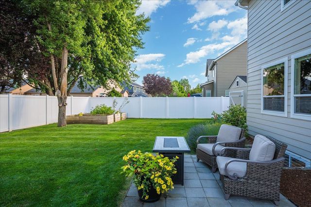 1422 N Murray Ln, Liberty Lake, WA 99019