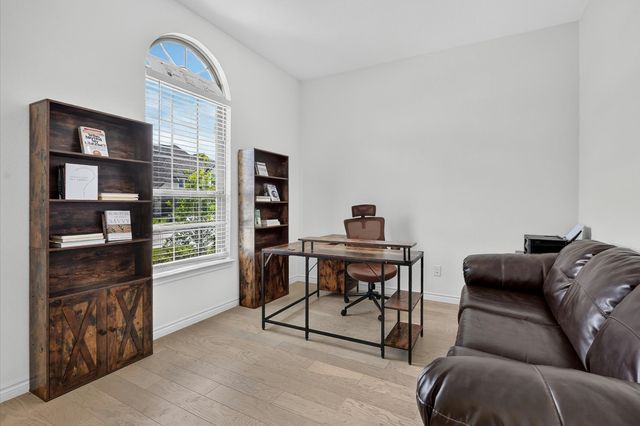 533 Cedarwood Street, Little Elm, TX 76227