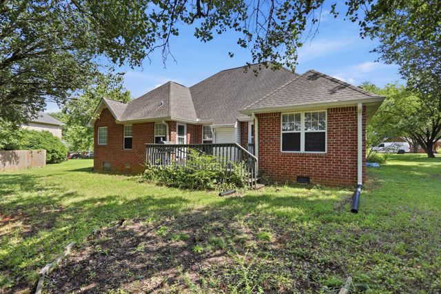 719 Williamsburg Dr, Smyrna, TN 37167