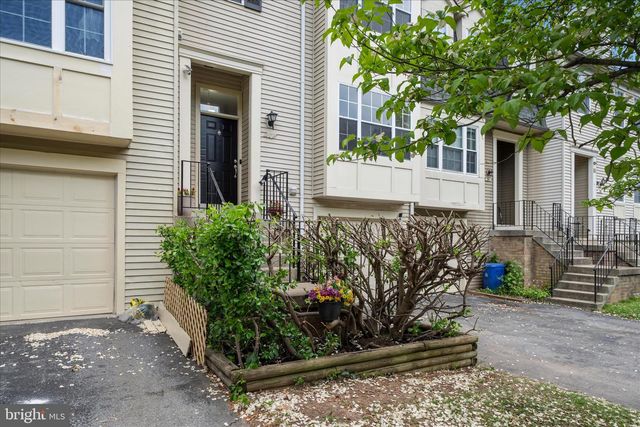 52 CHERRY BEND CT, Germantown, MD 20874