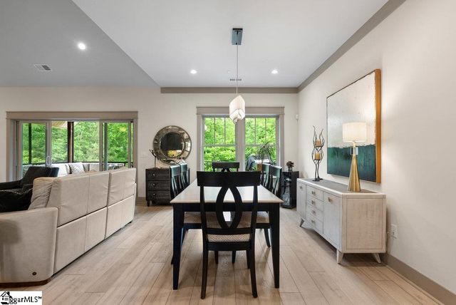 5 Maxfli Court, Travelers Rest, SC 29690