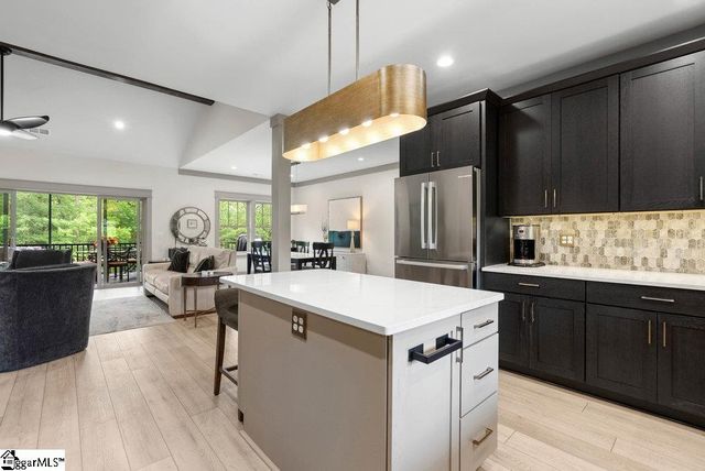 5 Maxfli Court, Travelers Rest, SC 29690