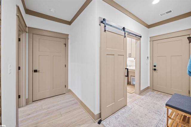 5 Maxfli Court, Travelers Rest, SC 29690