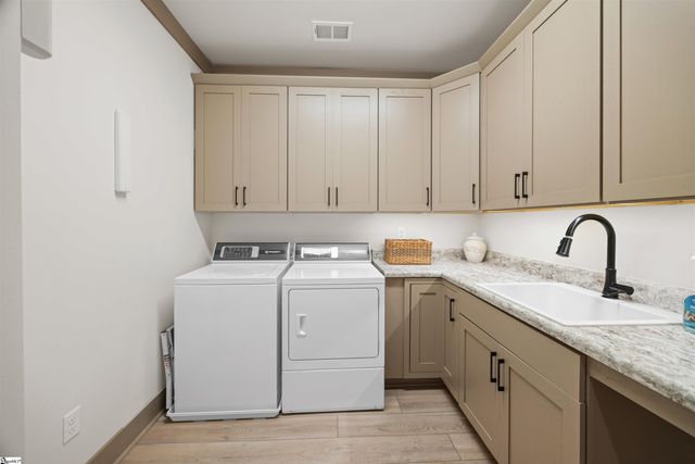 5 Maxfli Court, Travelers Rest, SC 29690