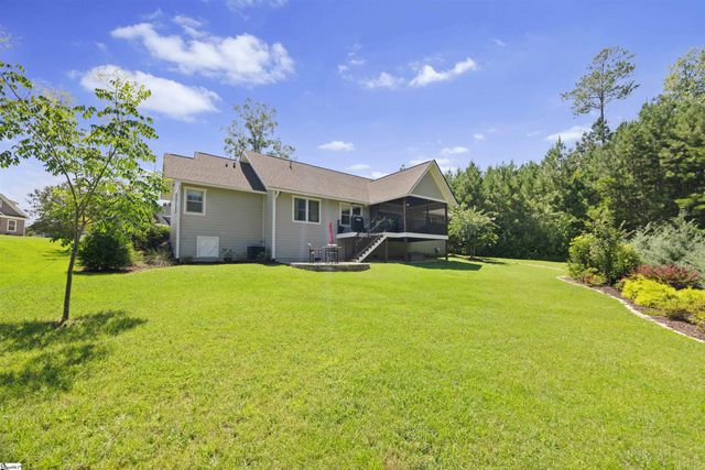 5 Maxfli Court, Travelers Rest, SC 29690