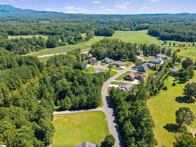 5 Maxfli Court, Travelers Rest, SC 29690