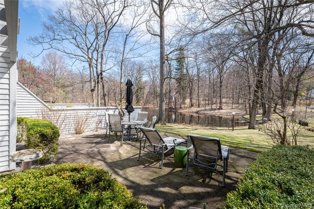29 Beechwood Way, Briarcliff Manor, NY 10510