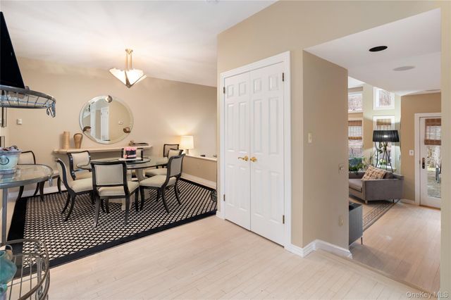 29 Beechwood Way, Briarcliff Manor, NY 10510
