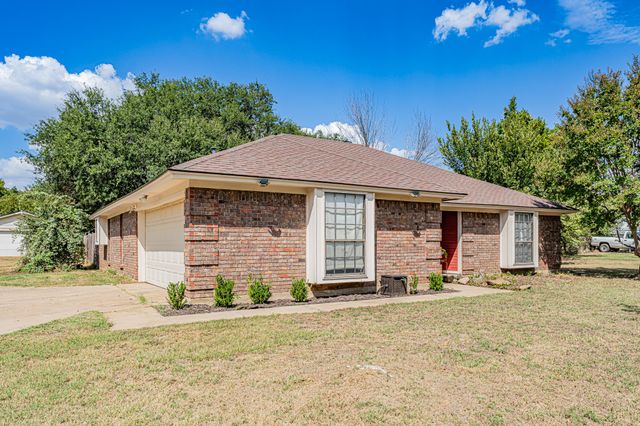 8221 County Road 518, Burleson, TX 76028