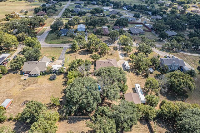 8221 County Road 518, Burleson, TX 76028