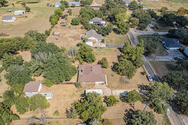 8221 County Road 518, Burleson, TX 76028
