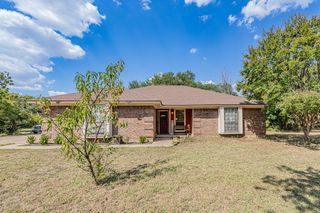8221 County Road 518, Burleson, TX 76028