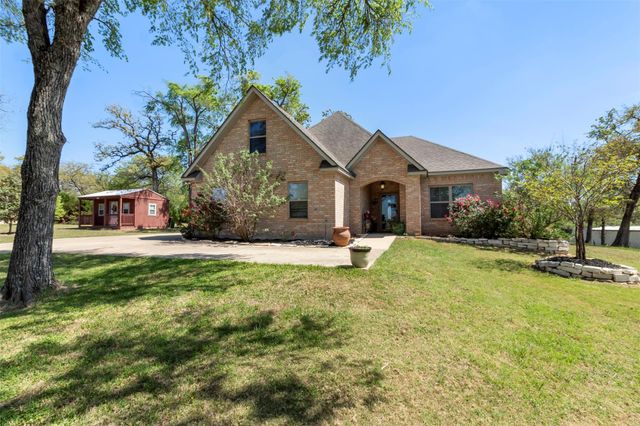 638 Oak Tree Lane, Franklin, TX 77856
