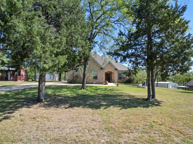 638 Oak Tree Lane, Franklin, TX 77856