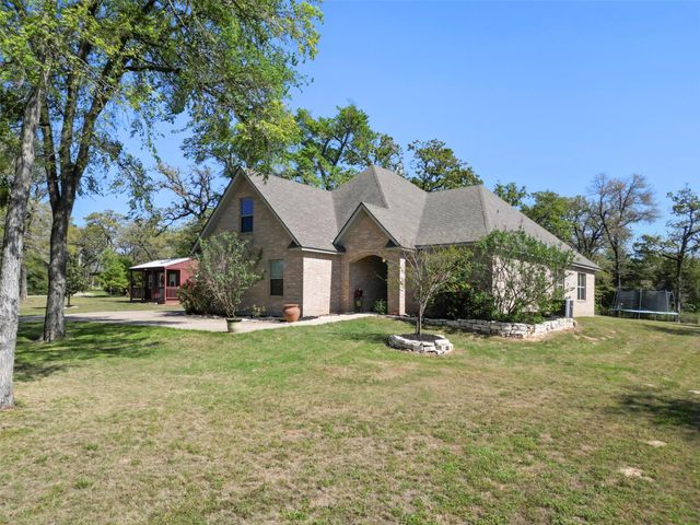 638 Oak Tree Lane, Franklin, TX 77856