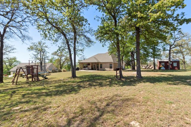 638 Oak Tree Lane, Franklin, TX 77856