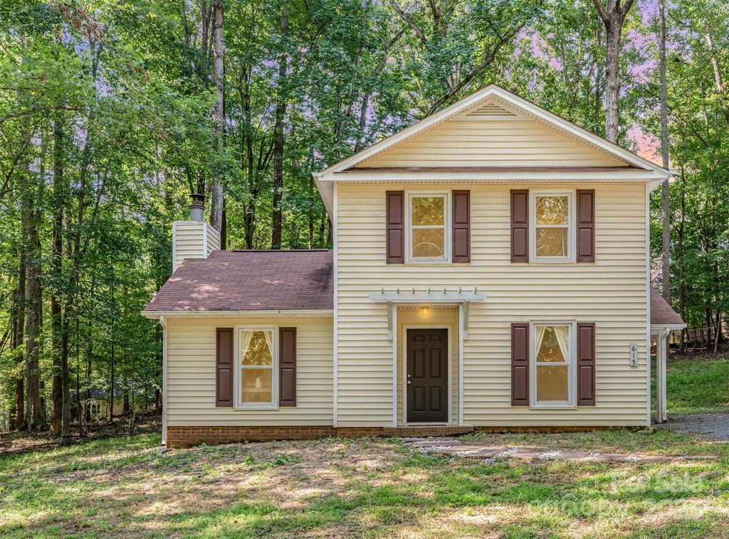 615 Teresa Circle, Waxhaw, NC 28173