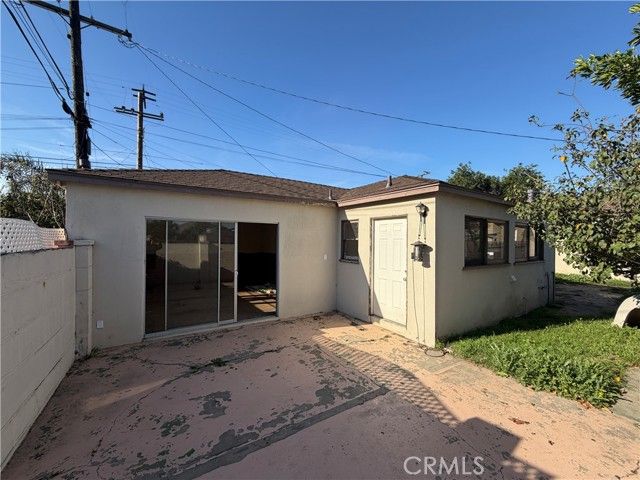 10600 Hildreth Avenue, South Gate, CA 90280
