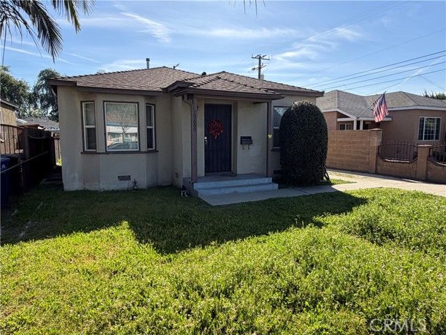 10600 Hildreth Avenue, South Gate, CA 90280