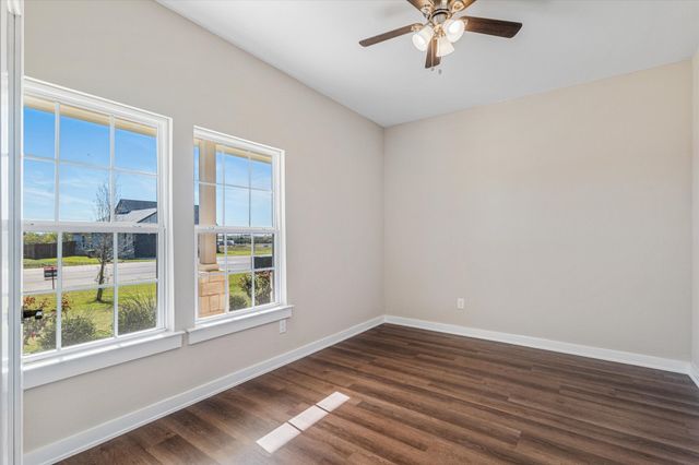 430 Cirrus Circle, Muenster, TX 76252