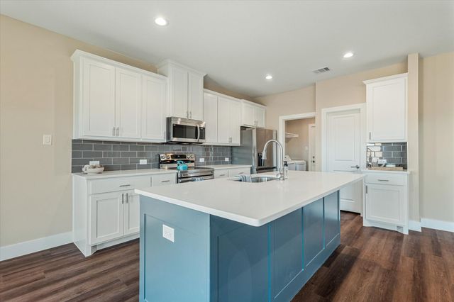 430 Cirrus Circle, Muenster, TX 76252