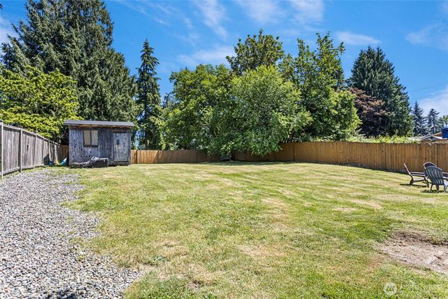 12711 52nd Avenue E, Tacoma, WA 98446