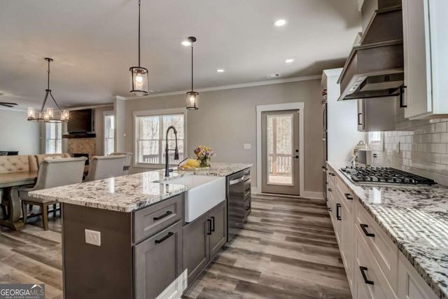 569 White Oak Way, Monroe, GA 30655