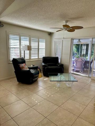 262 Brier Circle, Jupiter, FL 33458