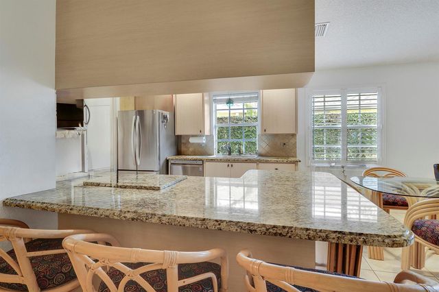 262 Brier Circle, Jupiter, FL 33458