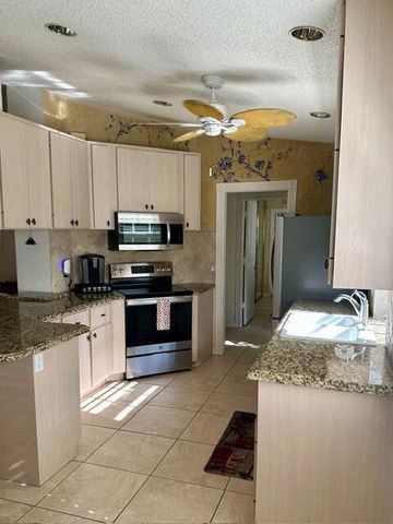 262 Brier Circle, Jupiter, FL 33458