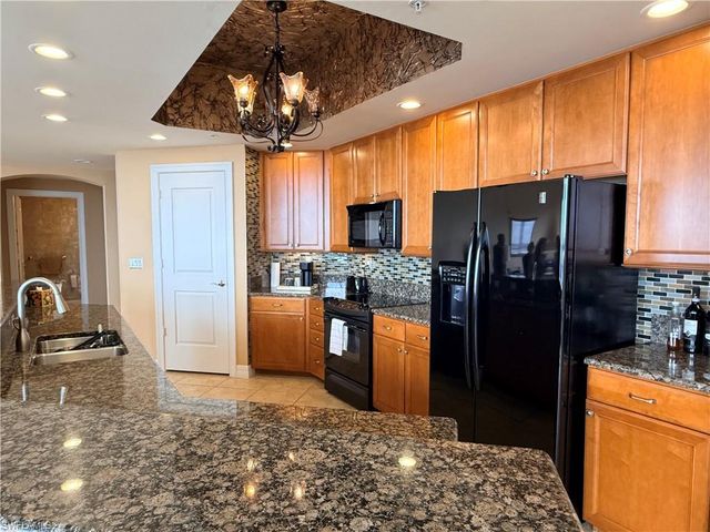 3414 Hancock Bridge PKWY 1204, North Fort Myers, FL 33903
