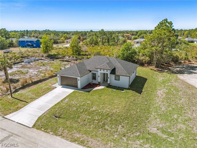 752 Crystal AVE S, Lehigh Acres, FL 33974