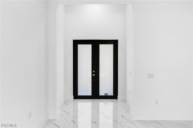 752 Crystal AVE S, Lehigh Acres, FL 33974