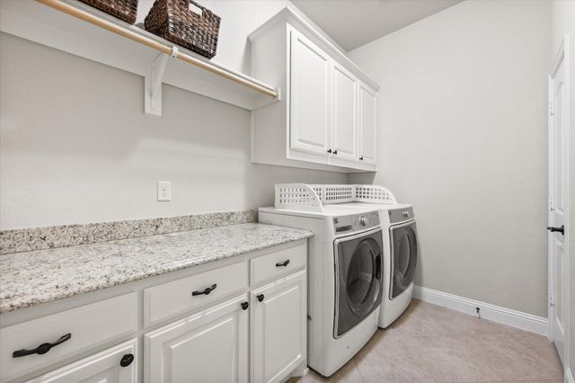 7202 Cattle Barron Court, Midlothian, TX 76065