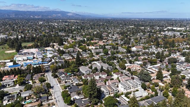 236 W Rincon Avenue P, Campbell, CA 95008