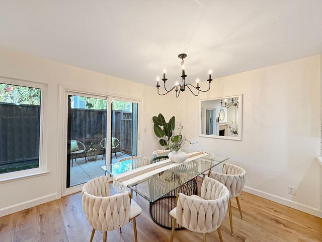 236 W Rincon Avenue P, Campbell, CA 95008