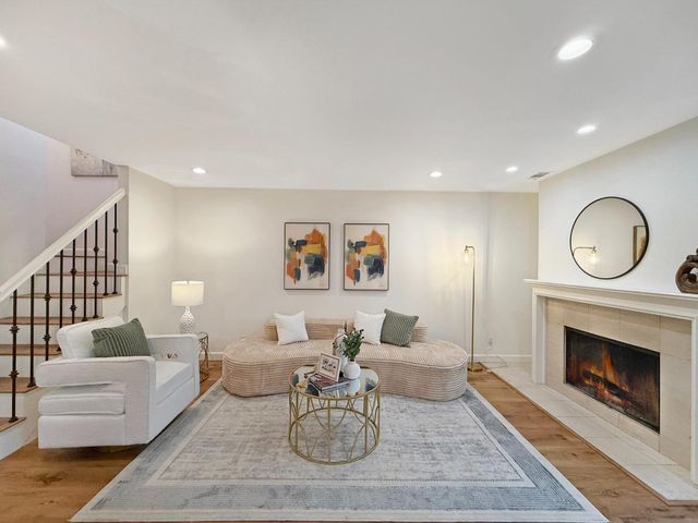 236 W Rincon Avenue P, Campbell, CA 95008