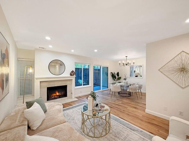 236 W Rincon Avenue P, Campbell, CA 95008