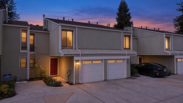 236 W Rincon Avenue P, Campbell, CA 95008