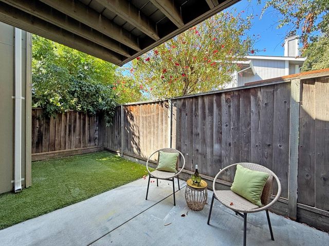 236 W Rincon Avenue P, Campbell, CA 95008