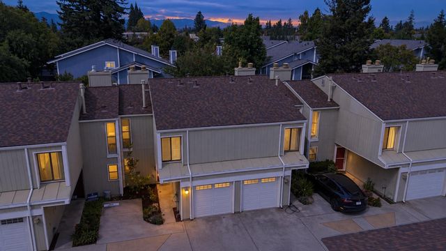 236 W Rincon Avenue P, Campbell, CA 95008