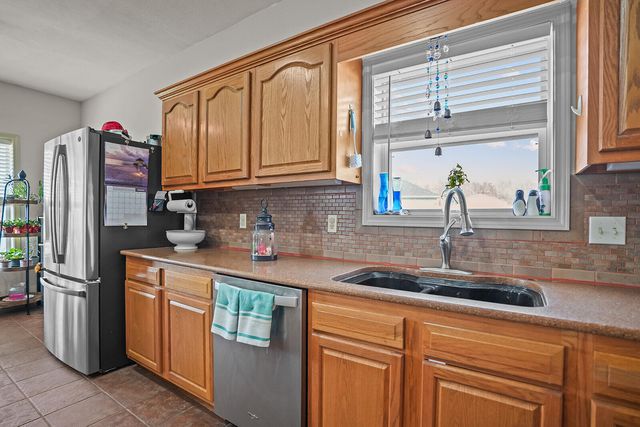 323 Larkspur Court, Ozark, MO 65721