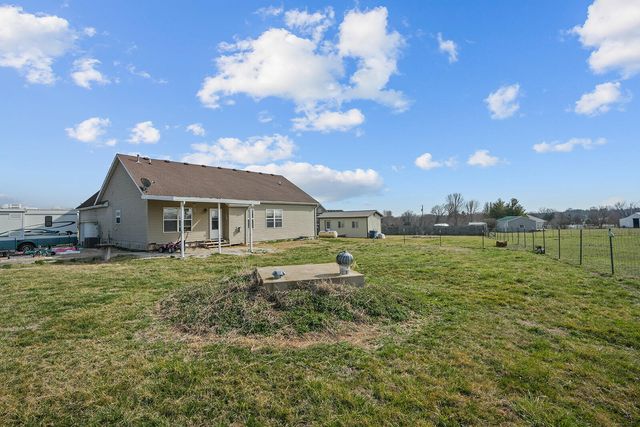 323 Larkspur Court, Ozark, MO 65721