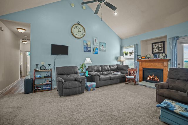 323 Larkspur Court, Ozark, MO 65721