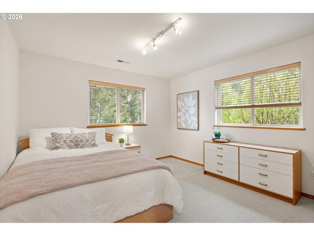 5395 Nw 137TH Ave, Portland, OR 97229