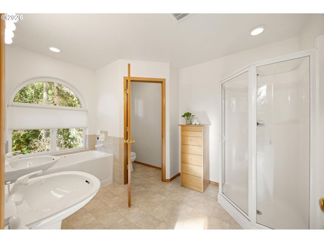 5395 Nw 137TH Ave, Portland, OR 97229