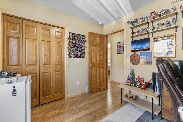 615 18th St SE, Minot, ND 58701