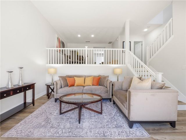 25710 Holiday C, Stevenson Ranch, CA 91381