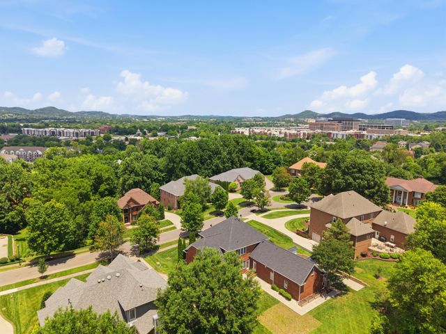 117 Wynthrope Way, Franklin, TN 37067